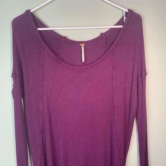 Free People Oversized high/ Low Waffle Top Size SP - Picture 4 of 5